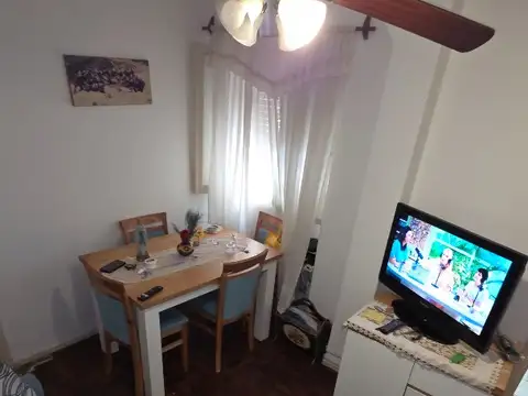 Depto Tipo Casa 2 ambientes con 1 baño