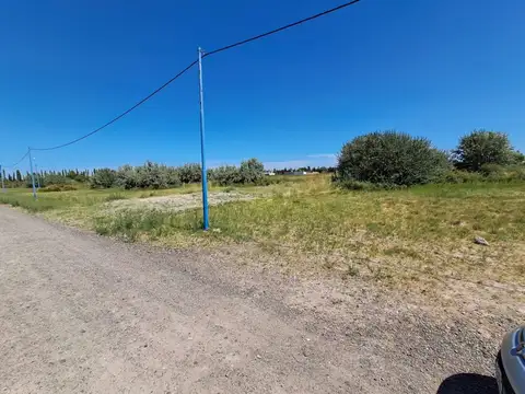 VENTA DE LOTE BARRIO