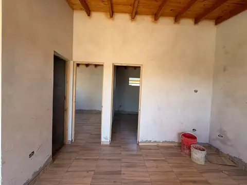 Casa 3 ambientes con 1 baño