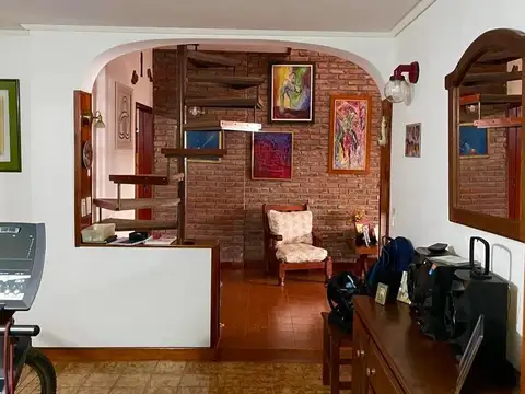 Depto Tipo Casa en Venta en Hipodromo / Panamericana, USD 268.000