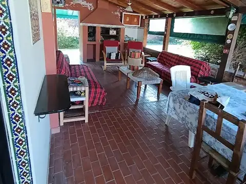 A Figueroa 1100