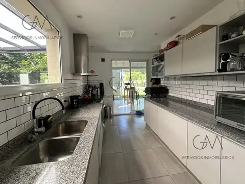 Av. Jorge Newbery 5005, B7600 Buenos Aires, Provincia de Buenos Aires, Argentina, Mar Del Plata, Buenos Aires, Argentina.