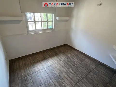 Depto Tipo Casa en Alquiler de 1 dormitorio