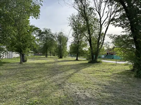 Terreno en Venta 10  mts Fondo