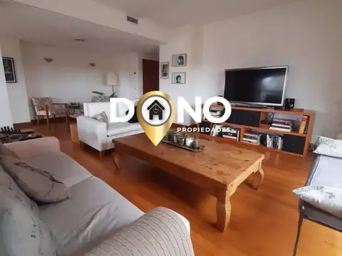 VENTA 5 AMBIENTES CON DEPENDENCIA Y COCHERA