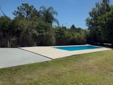 Casa 2 ambientes con 2 baños