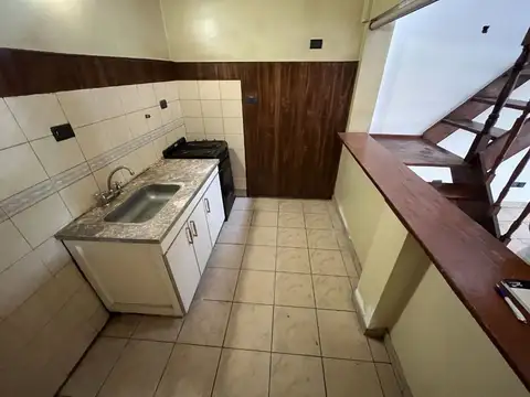 Depto Tipo Casa en Alquiler en Ituzaingo, $ 630.000