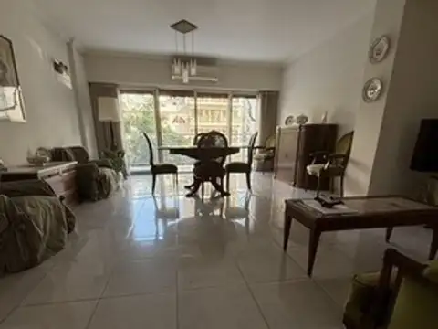 Venta de Piso 4 Ambientes en Boulevard Botanico