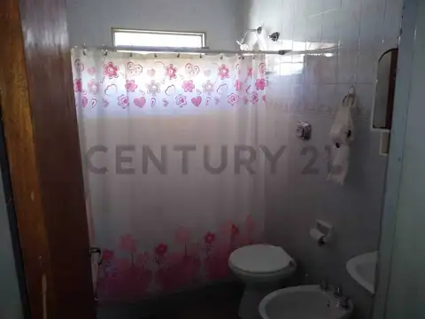 bernadino rivadavia , Piso 0