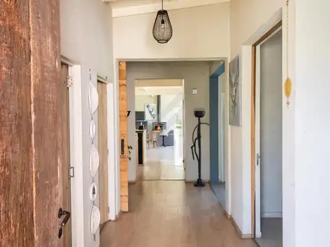 Casa 6 ambientes con 3 baños