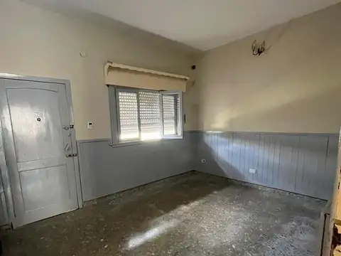 Venta casa 3 Amb con dpto - Quilmes Oeste