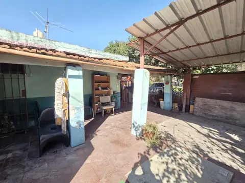 OPORTUNIDAD EN PIEDRABUENA | CASA 3 AMB. CON PATIO Y ENTRADA DE AUTO