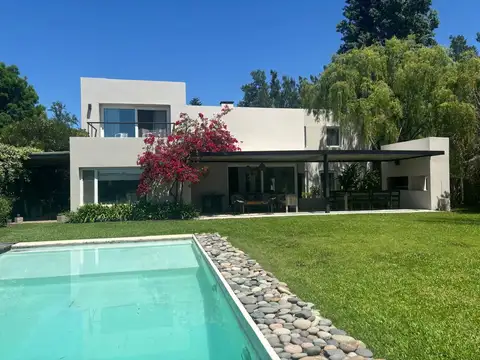 Casa en Alquiler Temporal en La Laguna, USD 7.000