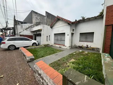 Casa en Venta en Castelar, USD 165.000