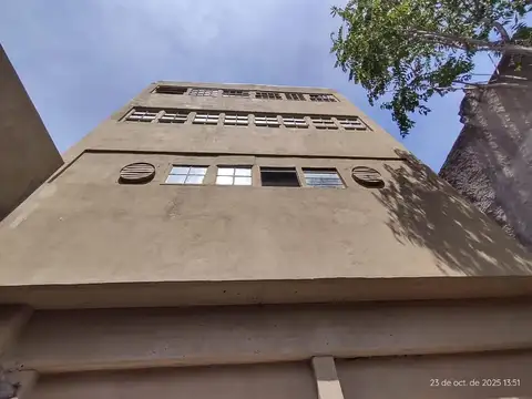 Oficina en Venta 50 años