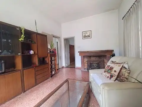 Casa en Venta en Castelar Sur, USD 140.000