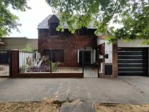 Casa en Venta en Morón, USD 159.000