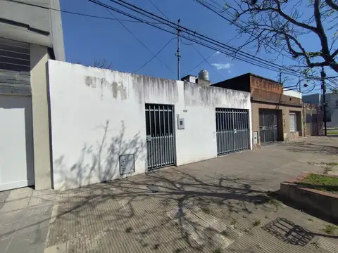 VENTA CASA 2 DORMITORIOS