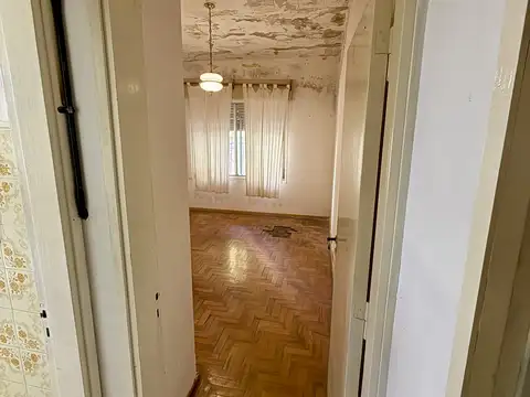 Casa 4 ambientes con 1 baño
