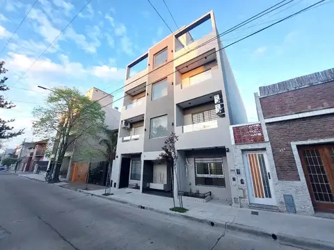 A J De Paula Y Rodriguez Alves 900, Piso 2
