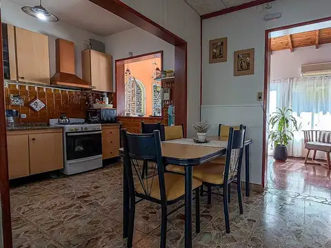 Depto Tipo Casa en Venta en Santos Lugares, USD 120.000