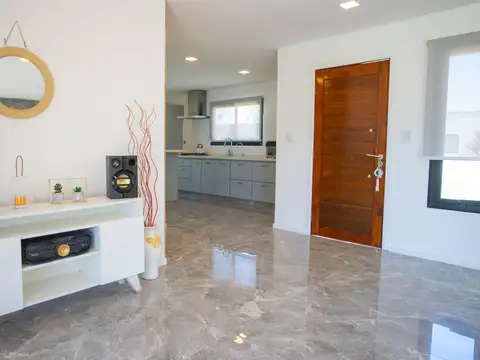 Casa en Venta en Moreno, USD 237.000