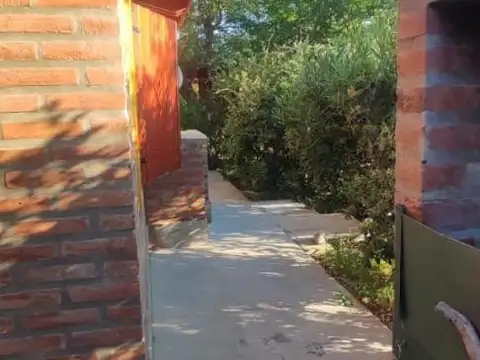 Casa 3 ambientes con 1 baño