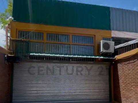 LOCAL COMERCIAL EN ALQUILER - ENFRENTE AL HOSPITAL NOTTI
