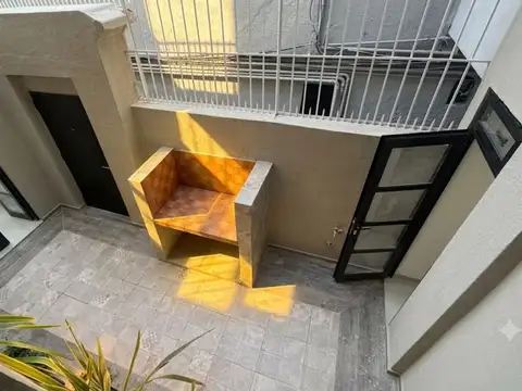 Oficina 3 ambientes con 2 baños