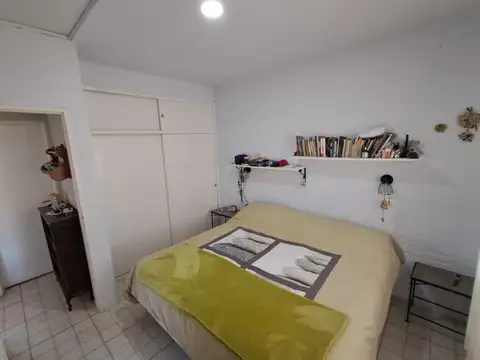 Casa 2 ambientes con 1 baño