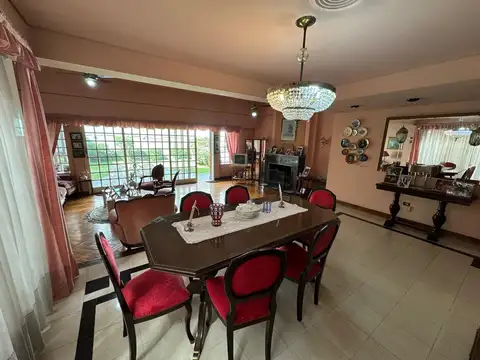 Casa en Venta con 1 cochera