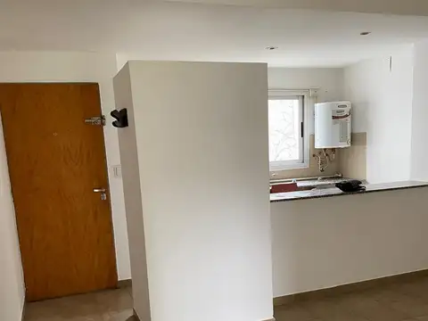 Departamento en Alquiler en Parque Castelli, $ 390.000