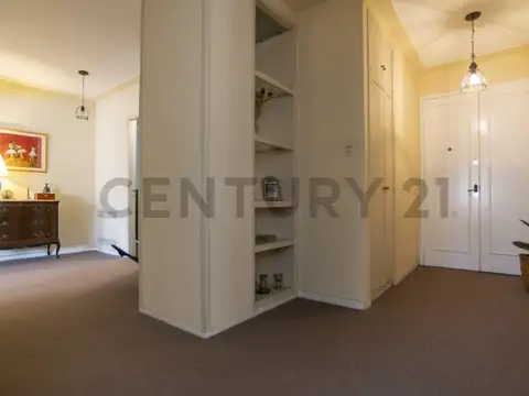 Departamento en Venta de 8 ambientes