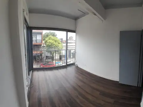 Eugenia Tapia De Cruz 700, Piso 1°