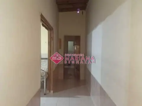 Casa 10 ambientes con 4 baños