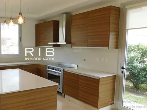 Excelente Propiedad Moderna