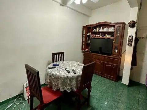 Depto Tipo Casa 2 ambientes con 1 baño