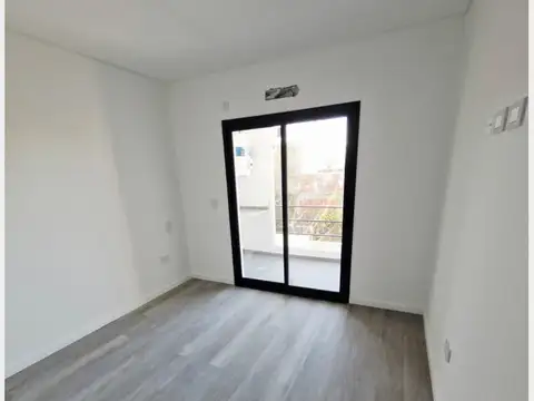 Departamento en Venta en Villa Luzuriaga, USD 59.000