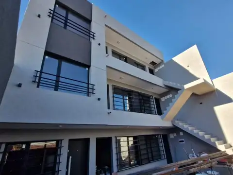 DEPARTAMENTO en VENTA en Villa Luzuriaga
