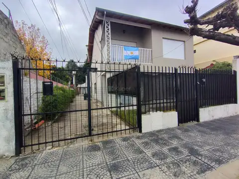 Departamento en alquiler de 3 ambientes. Jose León Suárez. San Martín