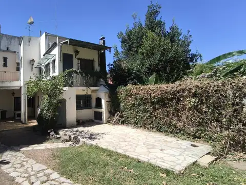 Casa en alquiler en  Quilmes