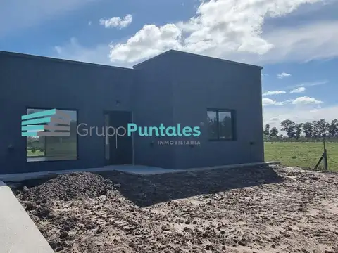 Casa a estrenar en Barrio Belleville en Canning con 3 dormitorios