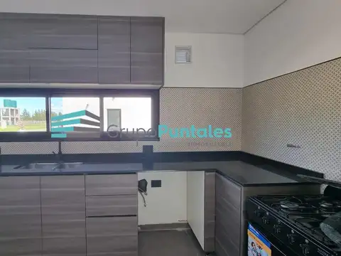 Casa a estrenar en Barrio Belleville en Canning con 3 dormitorios