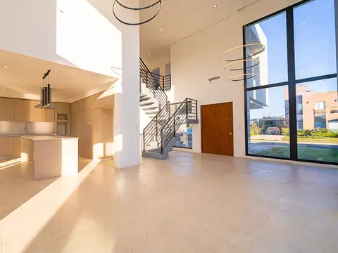 CASA 5 AMB A ESTRENAR A LA LAGUNA SANTO DOMINGO
