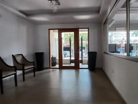 General Paz 2700, Piso 2°
