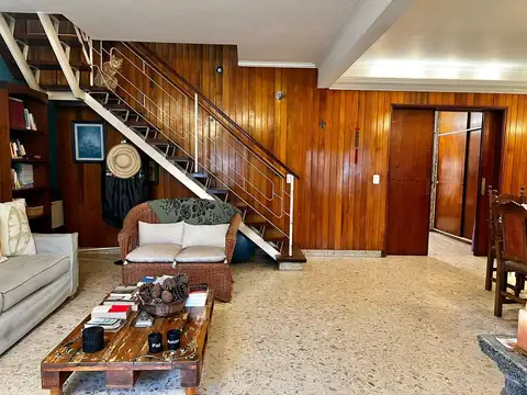 Casa en Venta en Martínez, USD 300.000