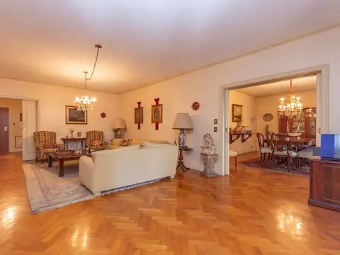 Venta Depto Belgrano 4 Amb con dependencia Cochera