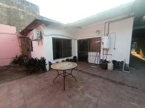 siglo xx 1600, Piso PB