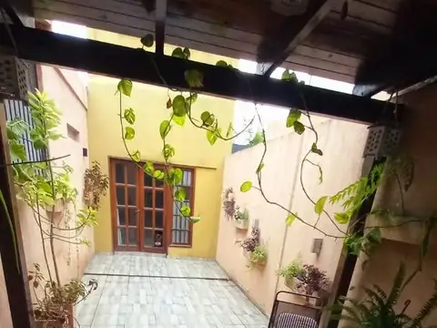 Depto Tipo Casa en Venta en Ituzaingó Norte, USD 88.000