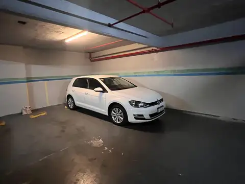 Cocheras en venta en Villa del Parque